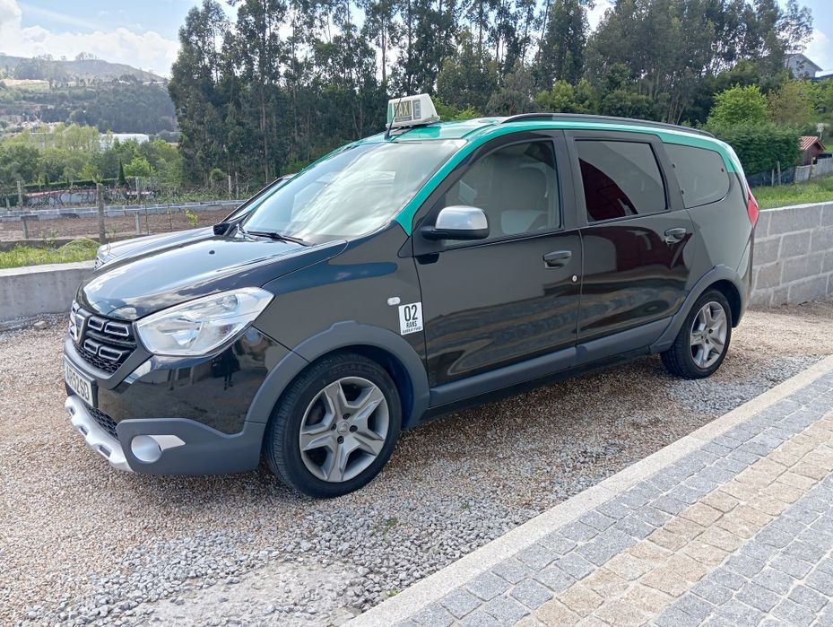 Táxi 7 lugares E LICENÇA