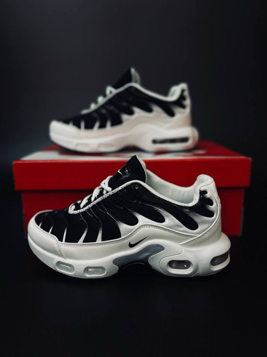 Уникальные женские кроссовки Nike Air Max Tn plus/ белые найк 95