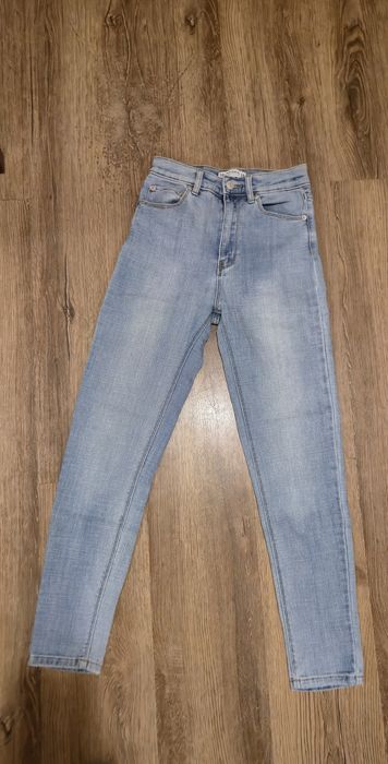 Spodnie jeansy rurki Pull&Bear rozmiar 34