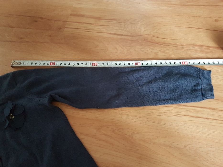 Sweter dla dziewczynki 110/116