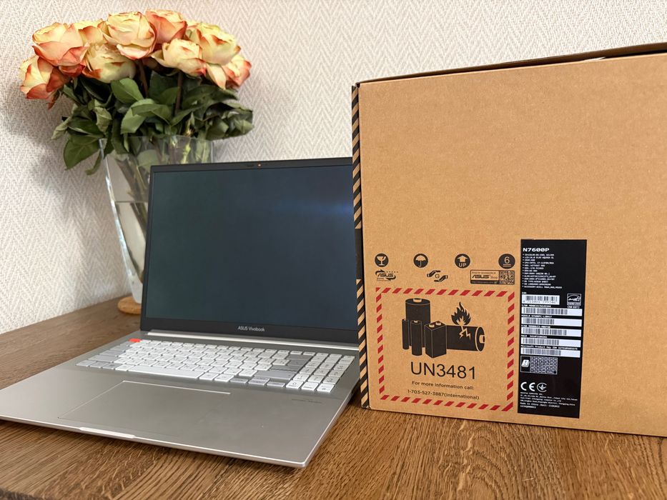 ASUS vivobook pro 16 Oled