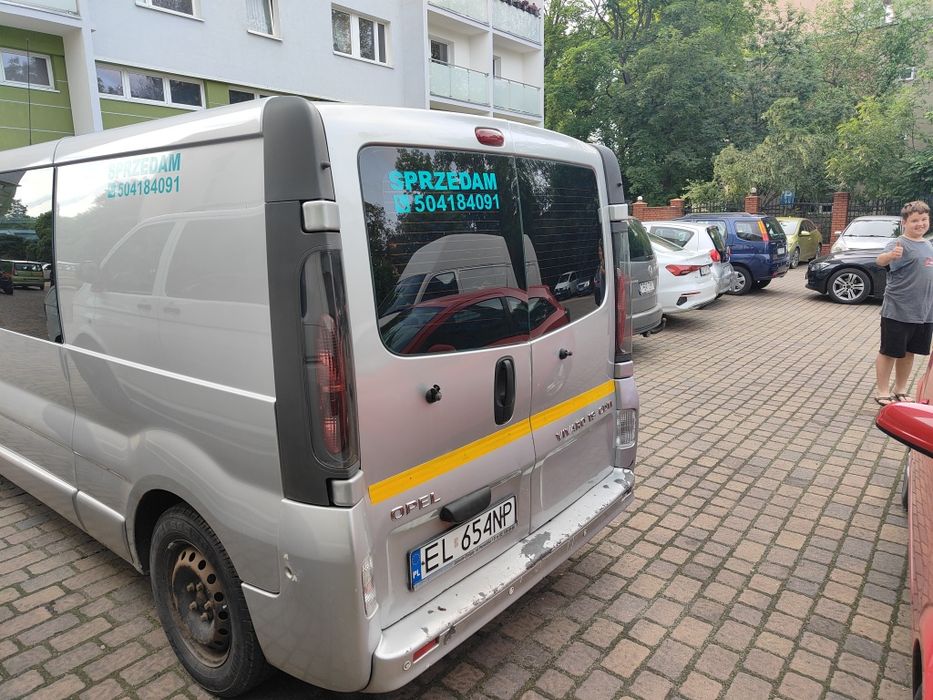 Opel Vivaro 6 osobowy