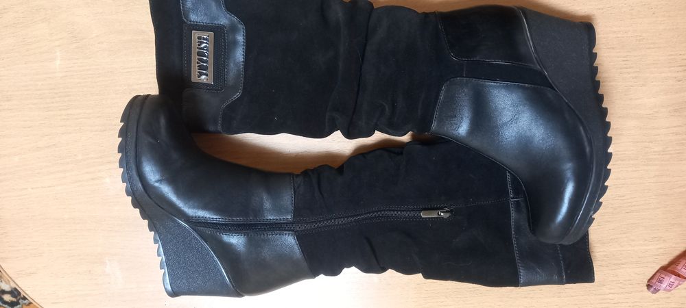 Женские зимние сапоги