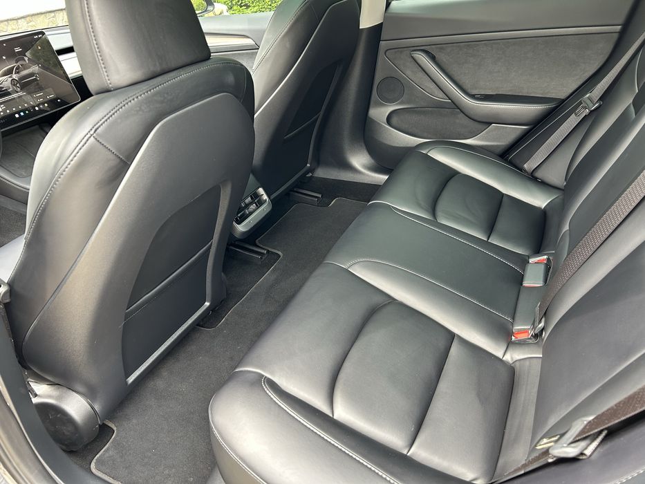 Tesla Model 3  36000км пробіг