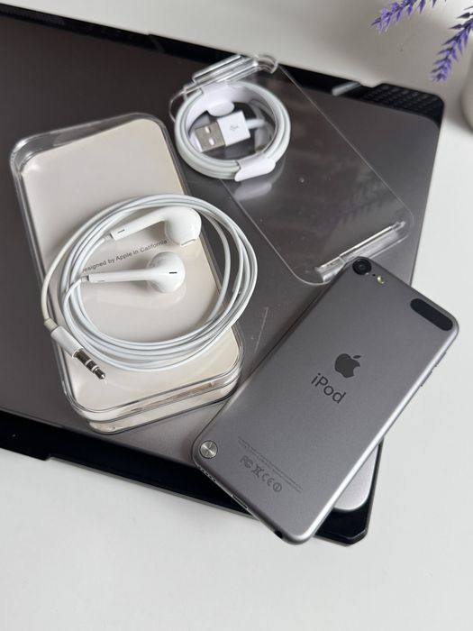Apple iPod touch 5  gen 16Gb Space Gray