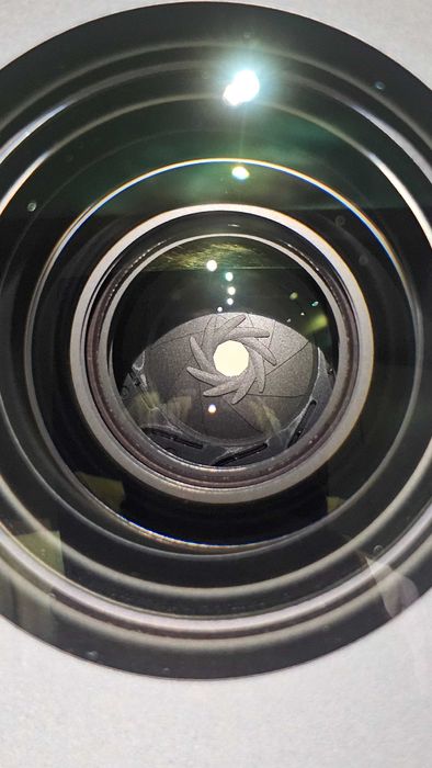 Objetiva Canon RF 24-70mm F2.8L IS USM
