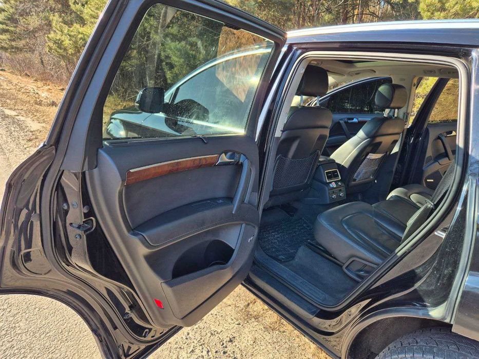 Audi Q7 3,0 TDI Quatro 7 місць Гарний стан АКПП 8ми ступка AISIN BOSE FULL LED