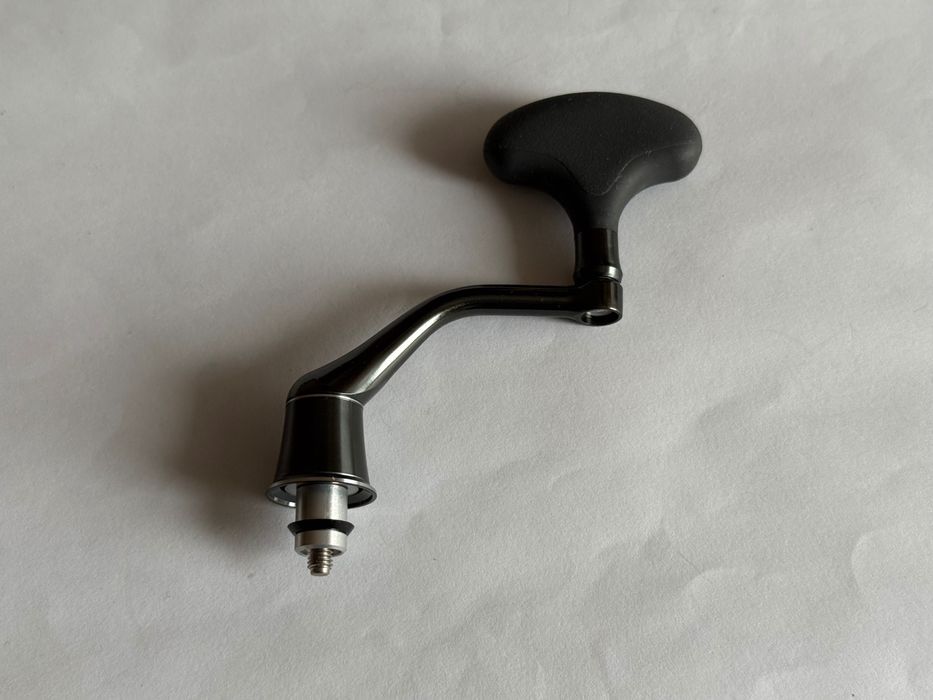 Nowa korba Shimano wielkości 2500,3000 do koł.Stella itp z lat 2010-24