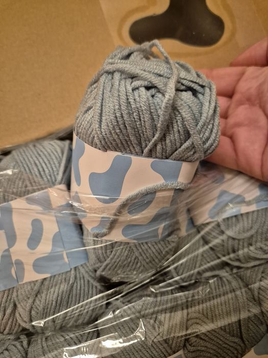 Zestaw 12 motków włóczki błękitny 12 x 50g niebieski włóczka motek