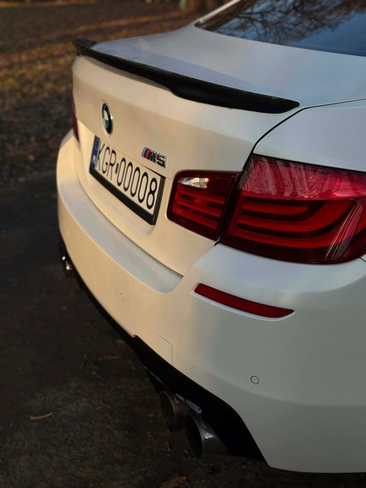 BMW M5 f10 DKG individual ZAMIANA