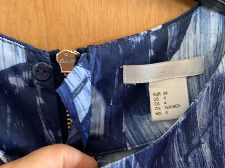 Blusa H&M mulher tons azul