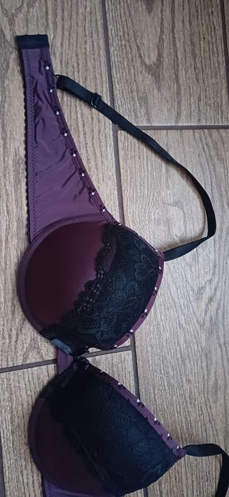 Fioletowy biustonosz Infinity Woman r. 80 C