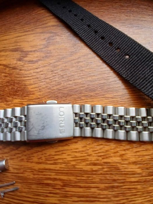 Zegarek Lorus Seiko automat gwar.2lata.stan bdb.