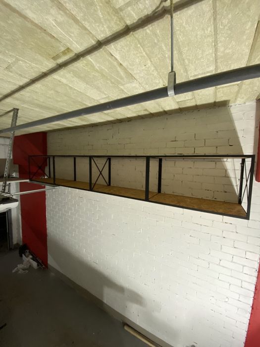 Підвісні стелажі