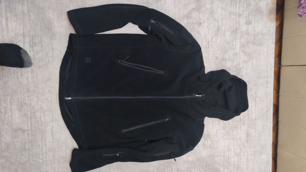 Тактична  куртка, тканина фліс в чорному кольорі