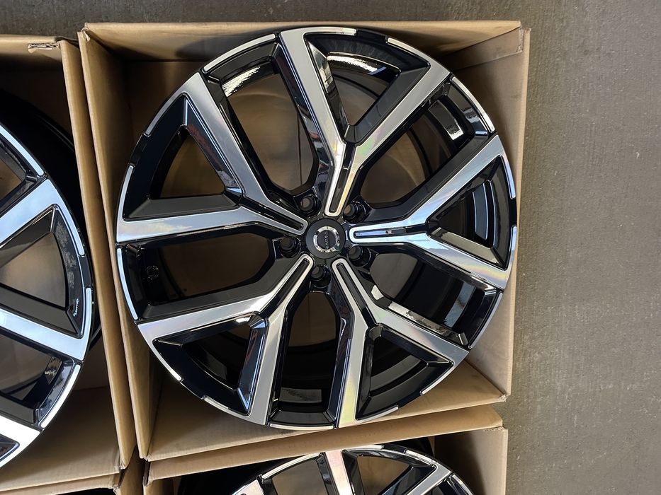 Felgi Volvo ex90 ex 90 22 cale oryginalne idealne xc komplet  polestar