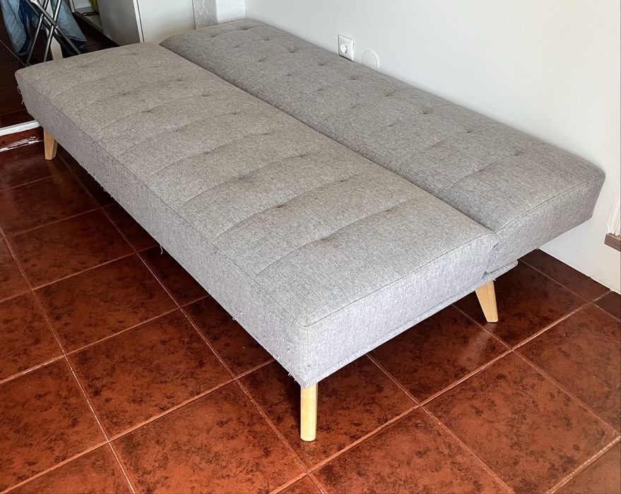 Sofa cama cinzento