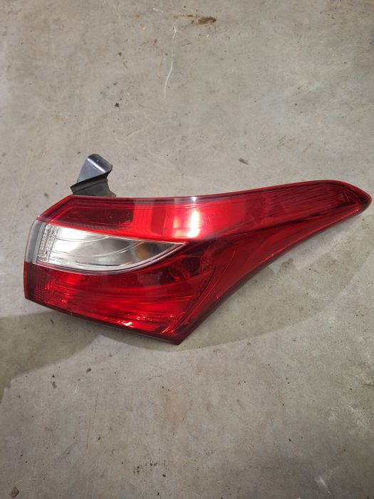 Lampa tylna prawa Hyundai I30 II kombi