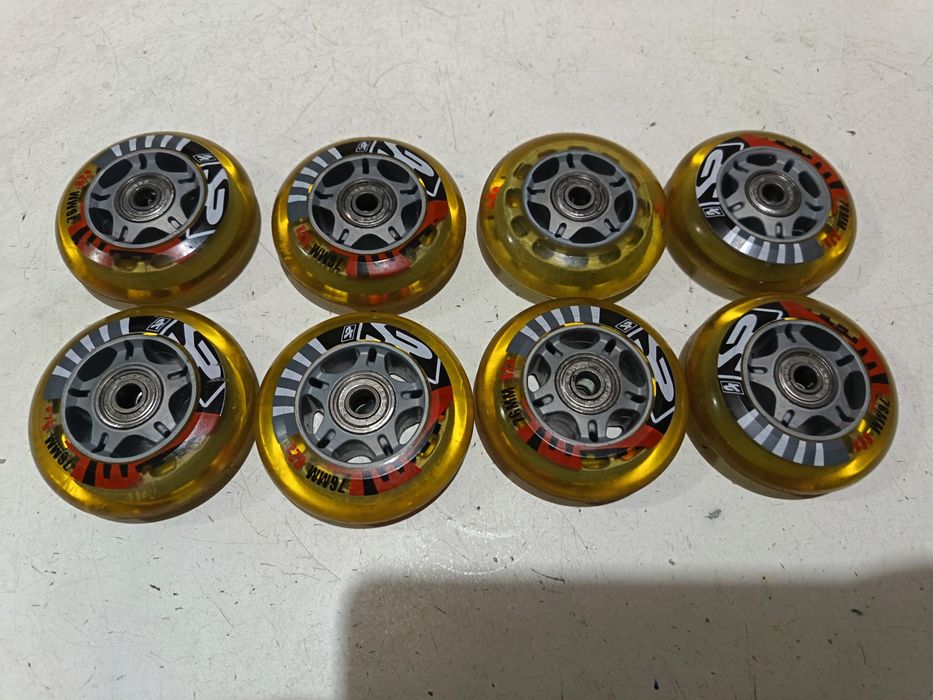 Kółka kauczukowe do rolek 76 mm 82 A kpl