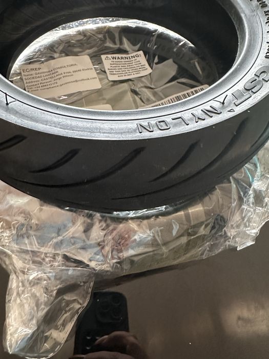 Roda de trotinette nova