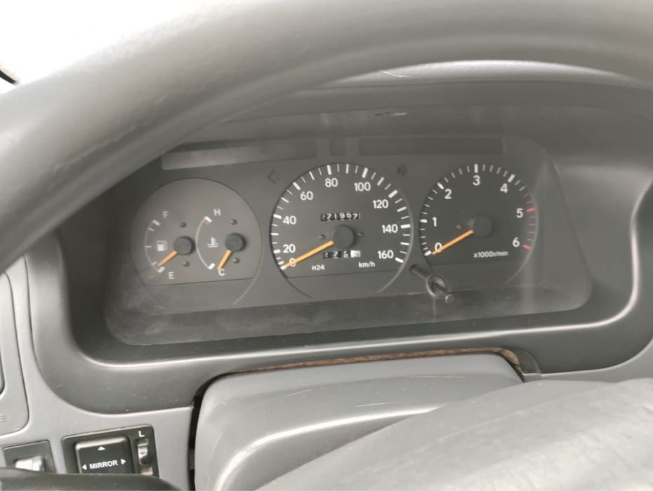 Toyota hiace 9 lugares