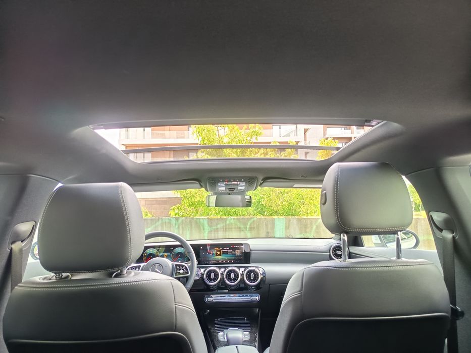 Mercedes CLA250e SB - Teto Panorâmico