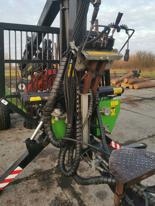 Przyczepa leśna Fao-Far 942 + Nokka 4472 SP