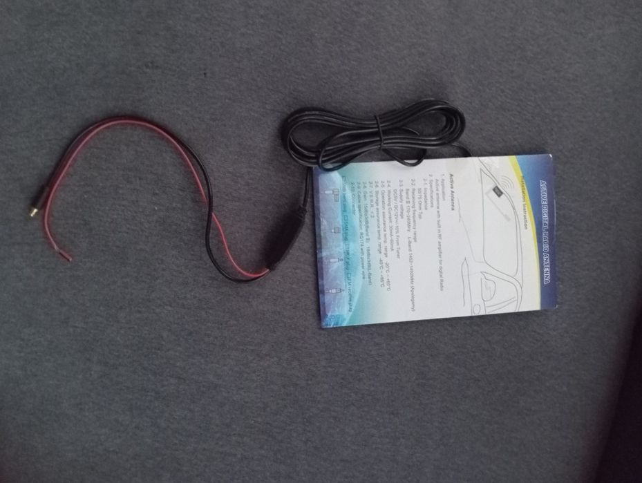 Antena samochodowa aktywna