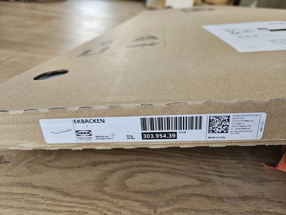 EKBACKEN Blat jasnoszary, imitacja betonu 186cm
Blat
Blat
Blat, jasnos