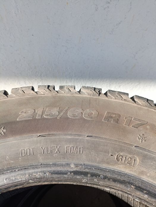 Шини Зима 215/60 R 17