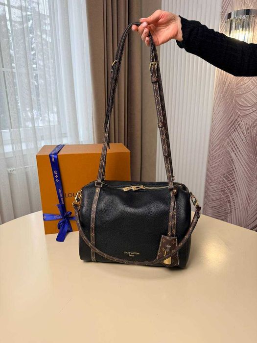 Шкіряна сумка Louis Vuitton LV Express Bag