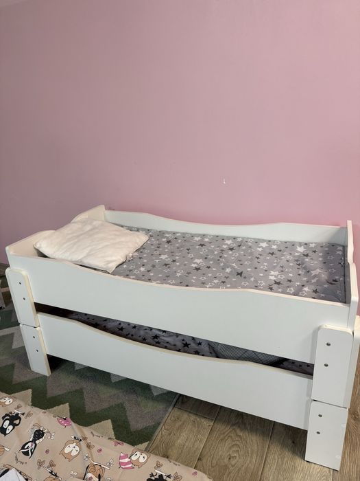 Дитячі ліжка у садок або дім