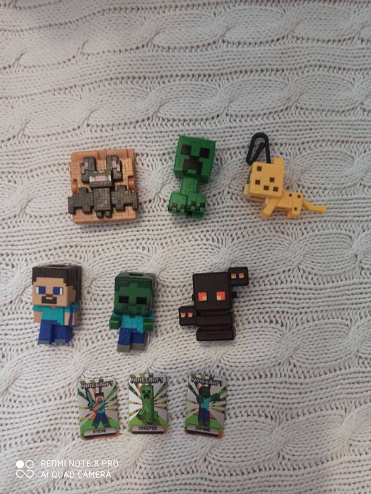 Figurki z serii minecraft