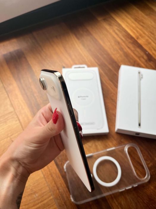 iPhone 17 air jak nowy 256 GB