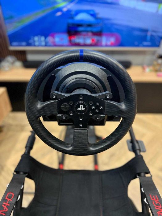 Zestaw Thrustmaster T300 – PS4, PS5 i PC