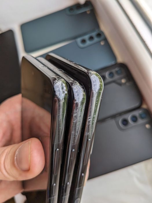 ГАРАНТІЯ Samsung galaxy s22 - як НОВІ