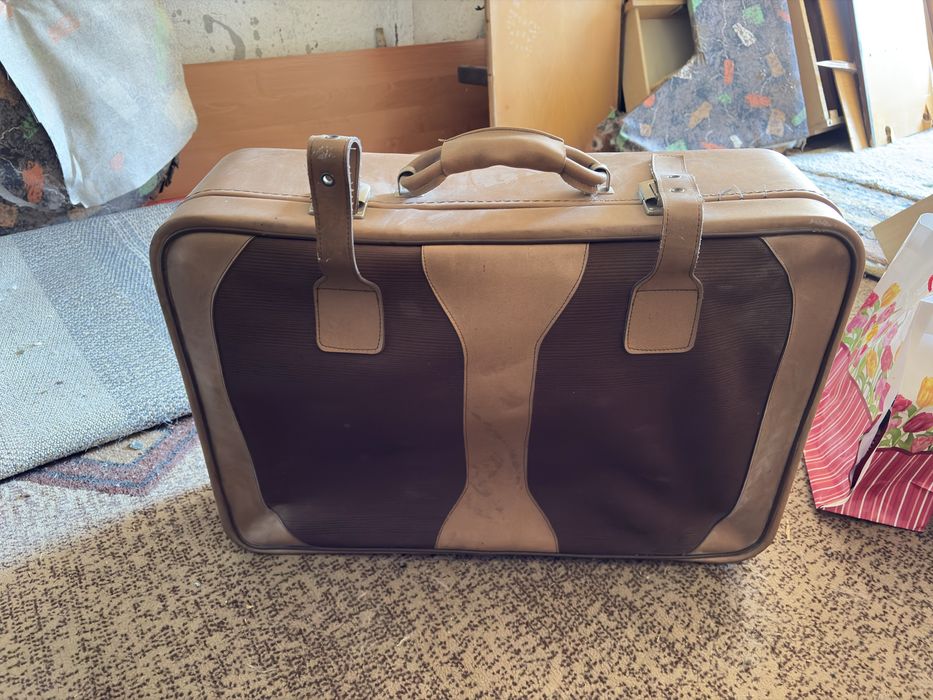 Walizka PRL stara