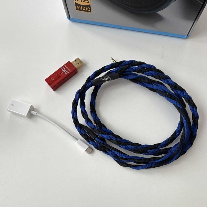 Sennheiser HD 600