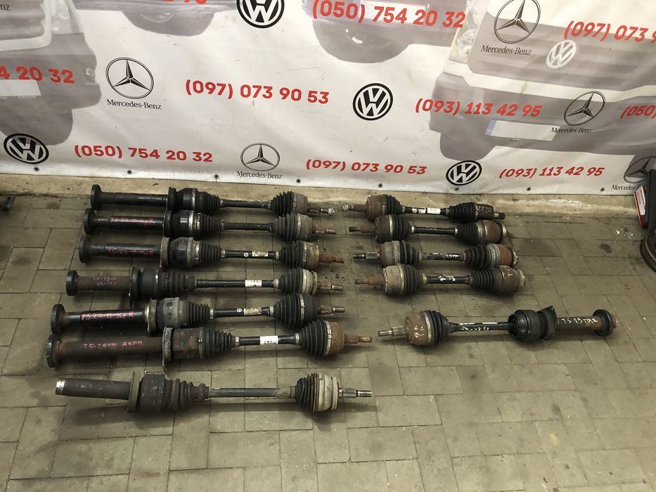 Полуось передняя правая девая VW T5 1.9  2.0  2.5 полуося передні