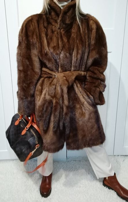 Futro z norek brązowe wiązane