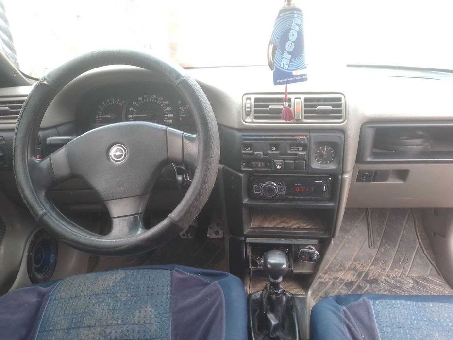 Продаж авто Опель Вектра А