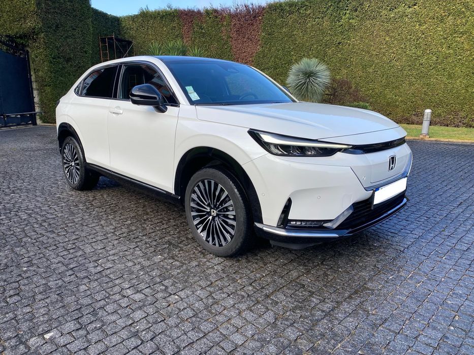 Honda e-Ny1 Advance-Pack