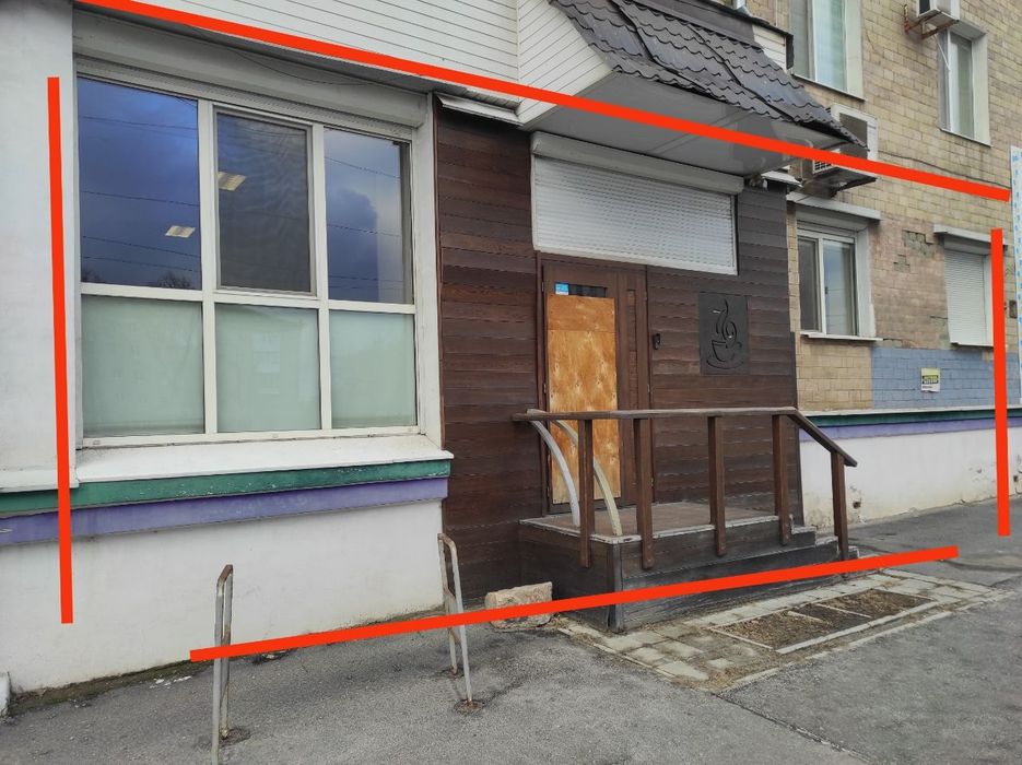 Аренда помещения в центре Харькова - Красная линия - автомобильный трафик