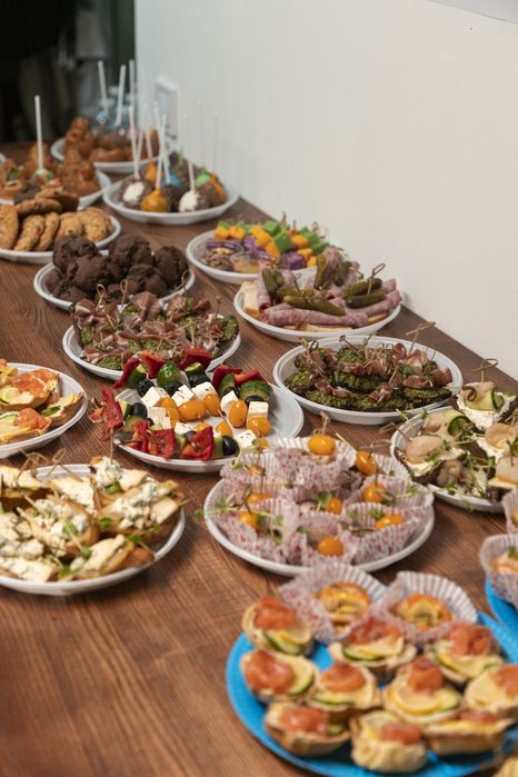 Еда на заказ. Банкеты, фуршеты, бизнес ланч