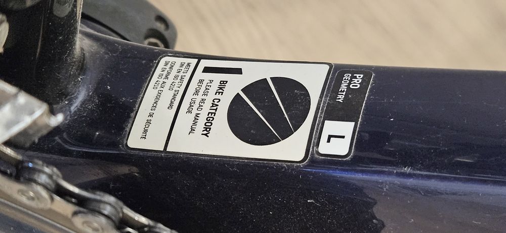 Rower canyon Aeroad CF SL