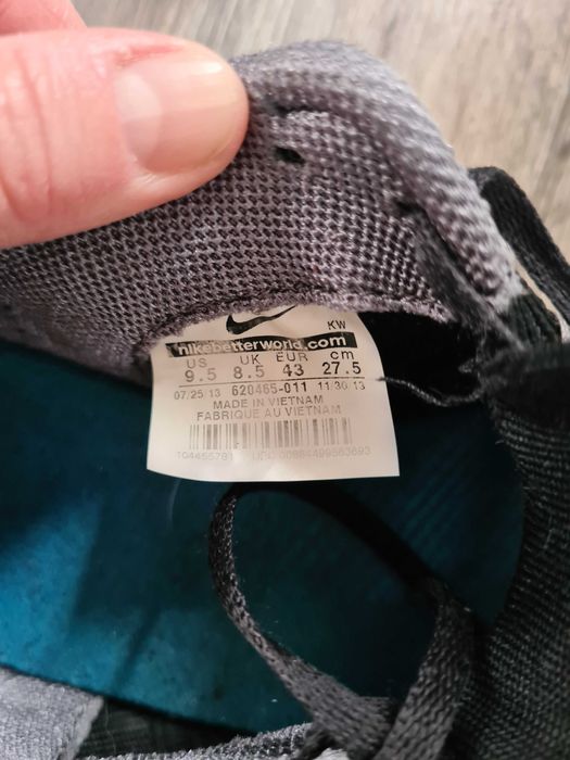 Мужские фирменные кроссовки NIKE 42 р (по ст- 27 см)