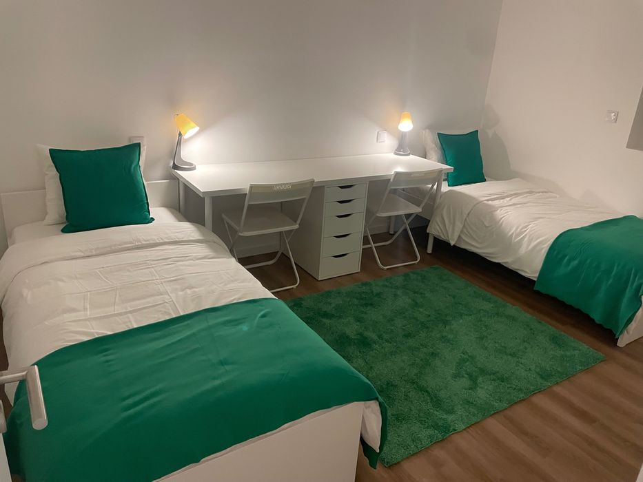Arrendo quartos ao dia individuais ou partilhados