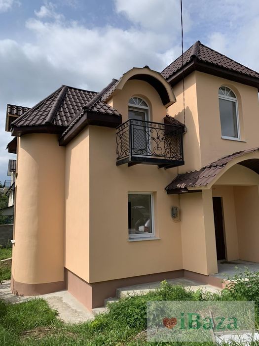 Продаж будинку в Червоних Горах!