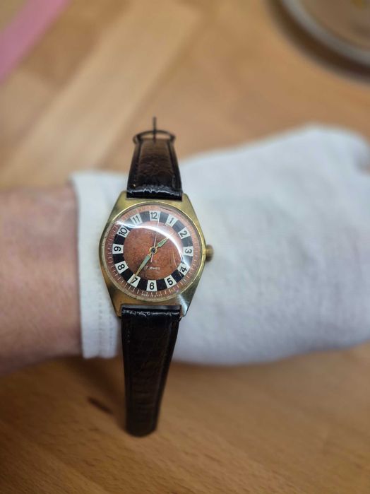 Rzadki zegarek *Poljot Roulette*