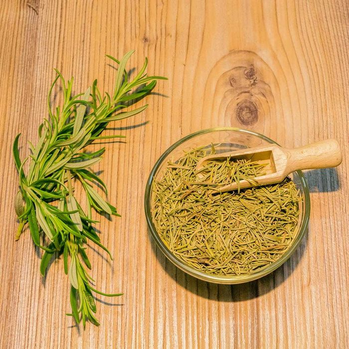 ROZMARYN suszony cały 100 gram